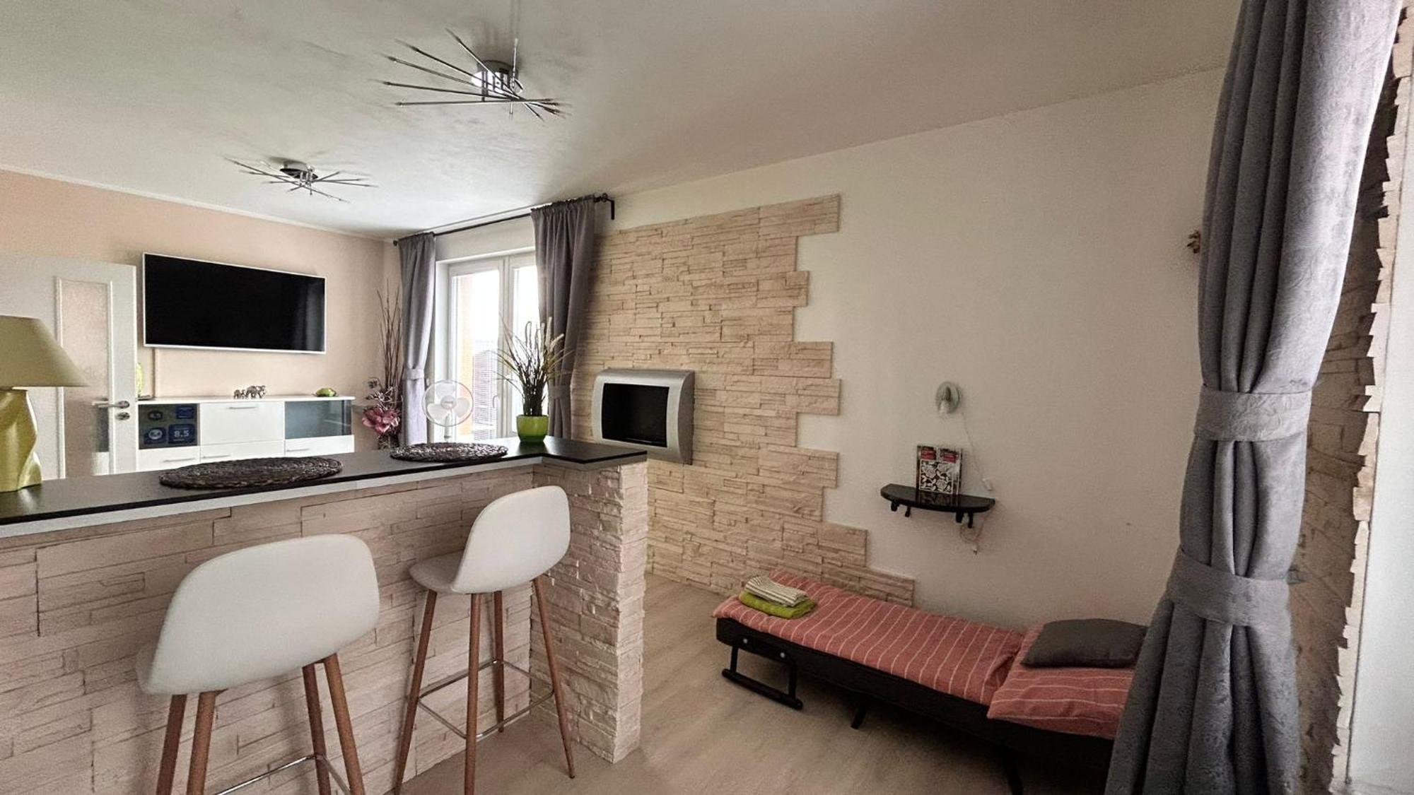 Bastien Studio Near Airport Prague Exterior photo