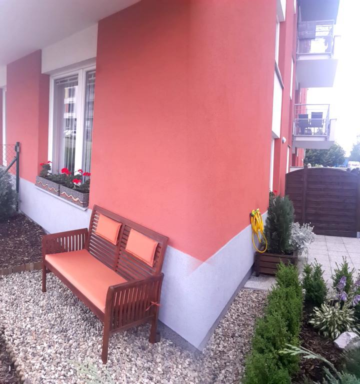Bastien Studio Near Airport Prague Exterior photo